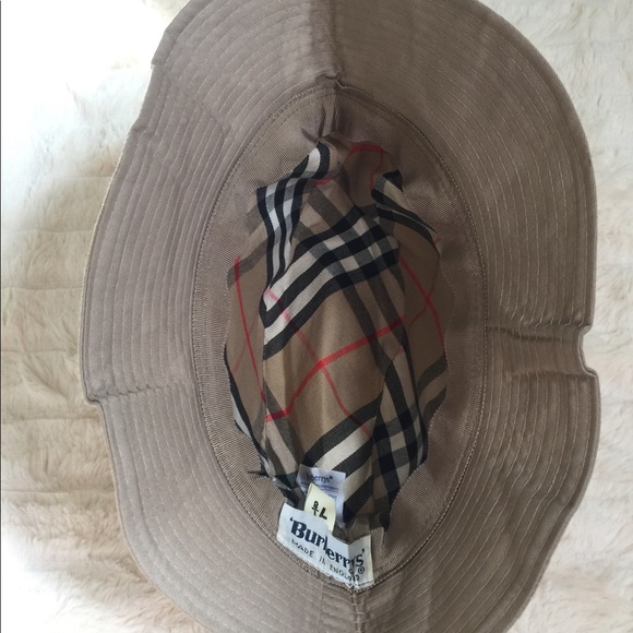 Burberry Hat - Picture 2 of 3